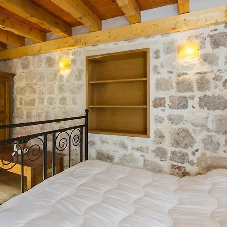 Le Galion Ντουμπρόβνικ